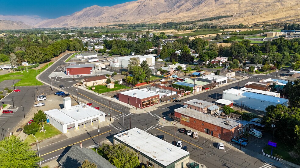 More Photos Of 21 Second St, Naches General Retail For Sale