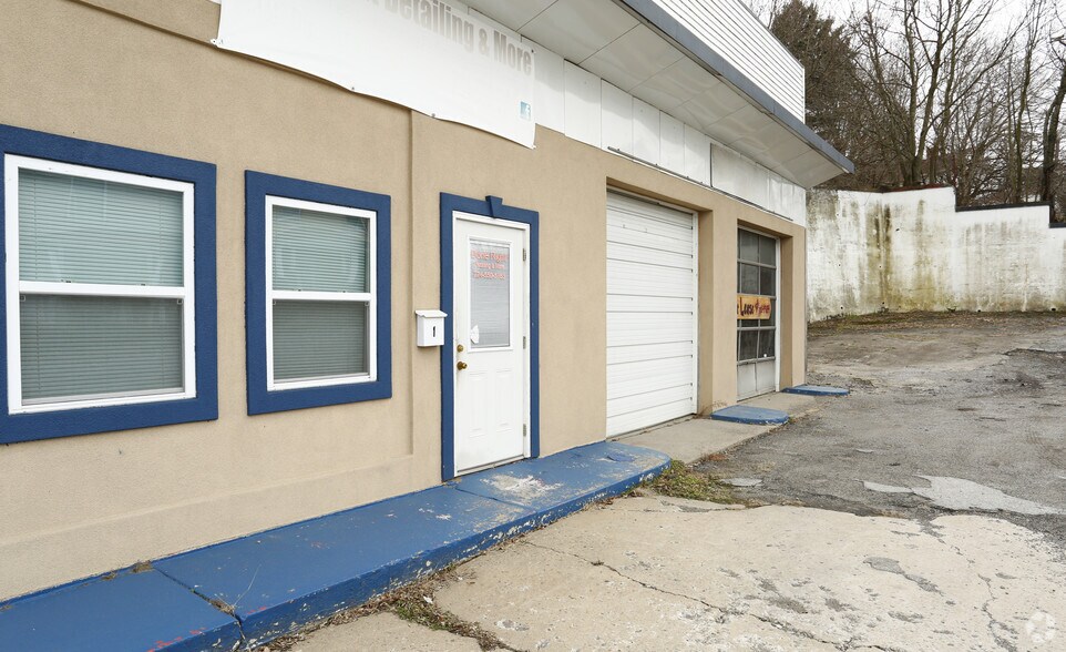 More Photos Of 1 Broadway St, Brownsville Auto Repair For Sale