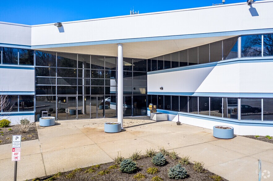 More Photos Of 2200 State Rt 10, Parsippany Office For Lease
