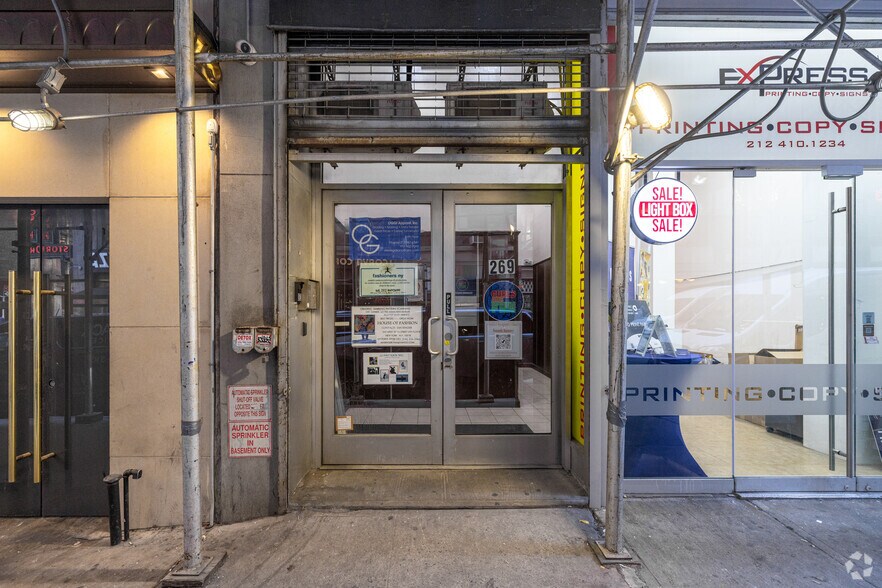 More Photos Of 269 W 39th St, New York Office For Lease