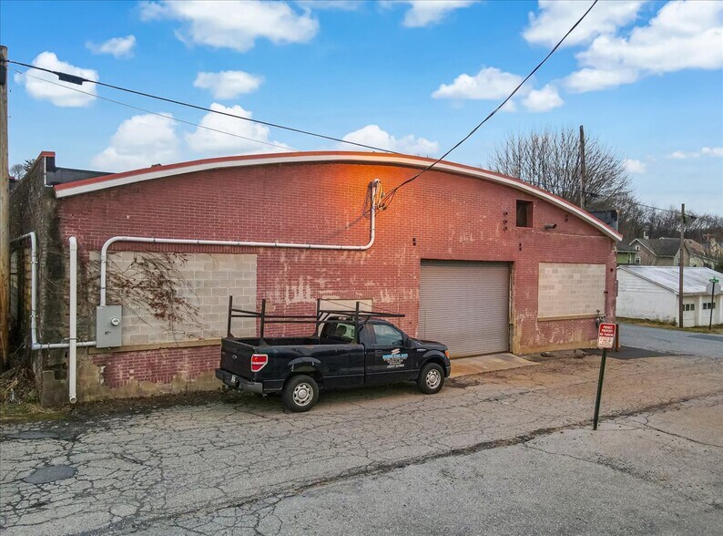 More Photos Of 530 S Main St, Bangor Manufacturing For Sale
