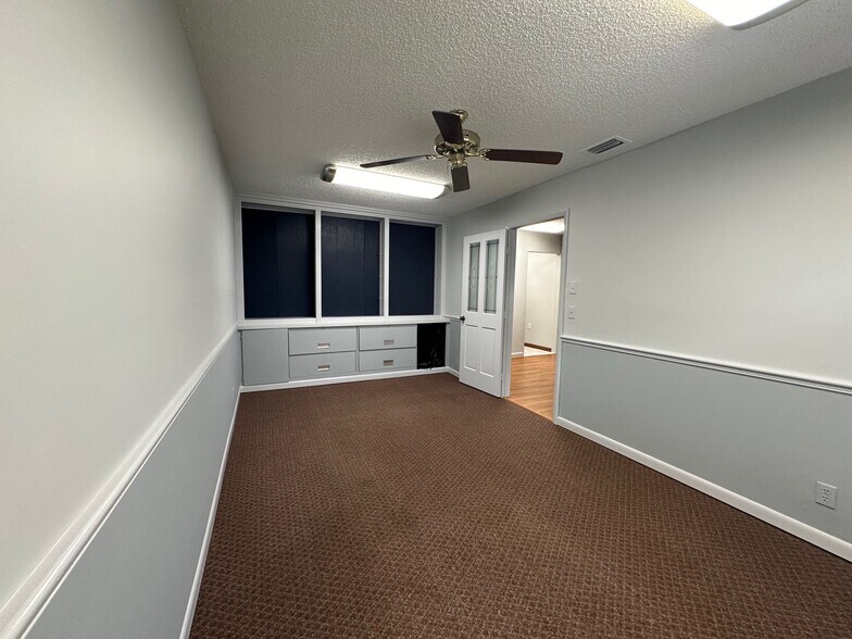 More Photos Of 6971 N Federal Hwy, Boca Raton Loft Creative Space For Sale