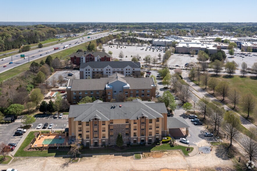 More Photos Of 7846 Stonecrest Sq, Lithonia Hotel For Sale