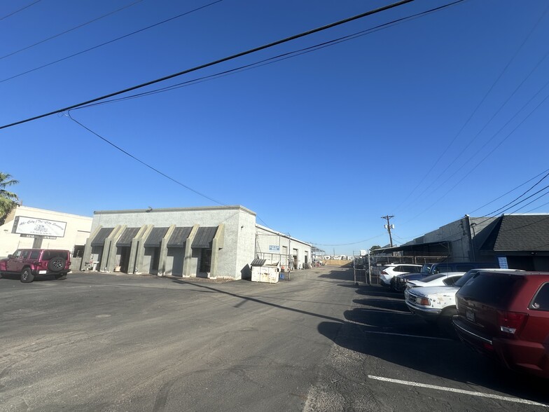 Primary Photo Of 5218 W Missouri Ave, Glendale Warehouse For Sale