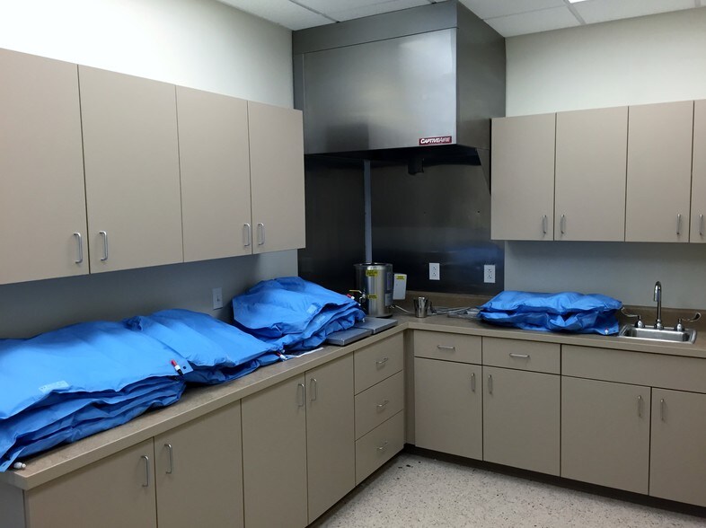 More Photos Of 4532 N Mesa St, El Paso Medical For Lease