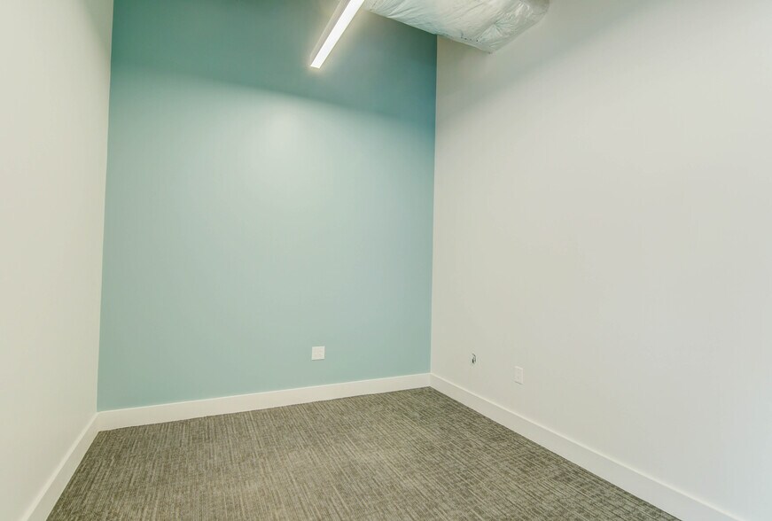 More Photos Of 1800 E 4th St, Austin Apartments For Sale