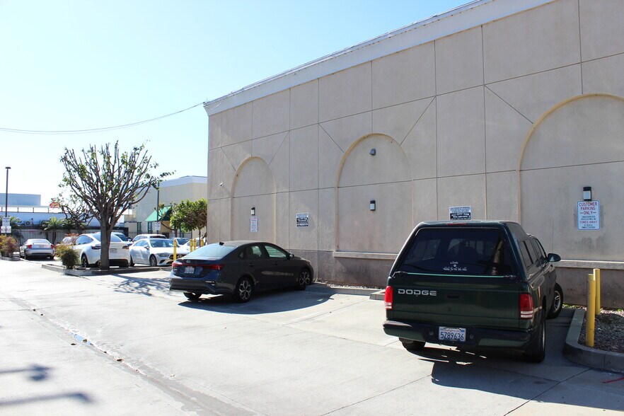 More Photos Of 5524-5528 Sepulveda Blvd, Culver City Storefront For Lease
