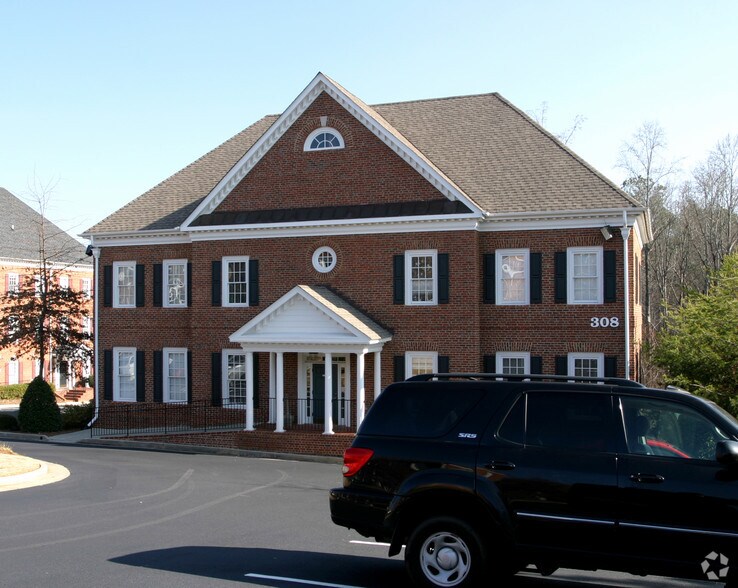 More Photos Of 308 Maxwell Rd, Alpharetta Office For Lease