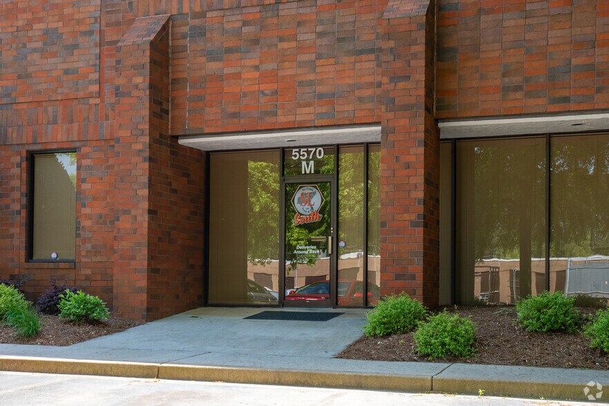 More Photos Of 5570 Tulane Dr SW, Atlanta Warehouse For Lease