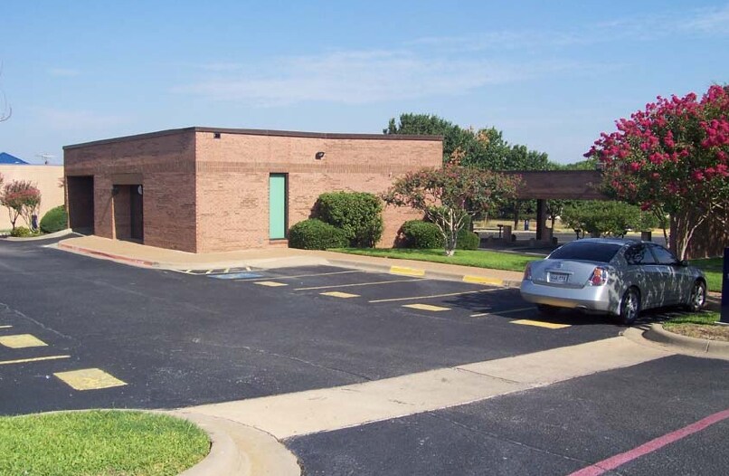 More Photos Of 3000 Altamesa Blvd, Fort Worth Office For Lease