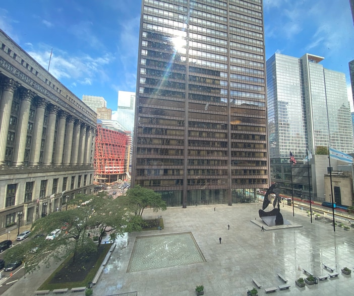 More Photos Of 77 W Washington St, Chicago Office For Lease