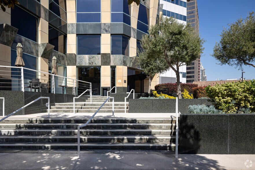 More Photos Of 10940 Wilshire Blvd, Los Angeles Office For Lease