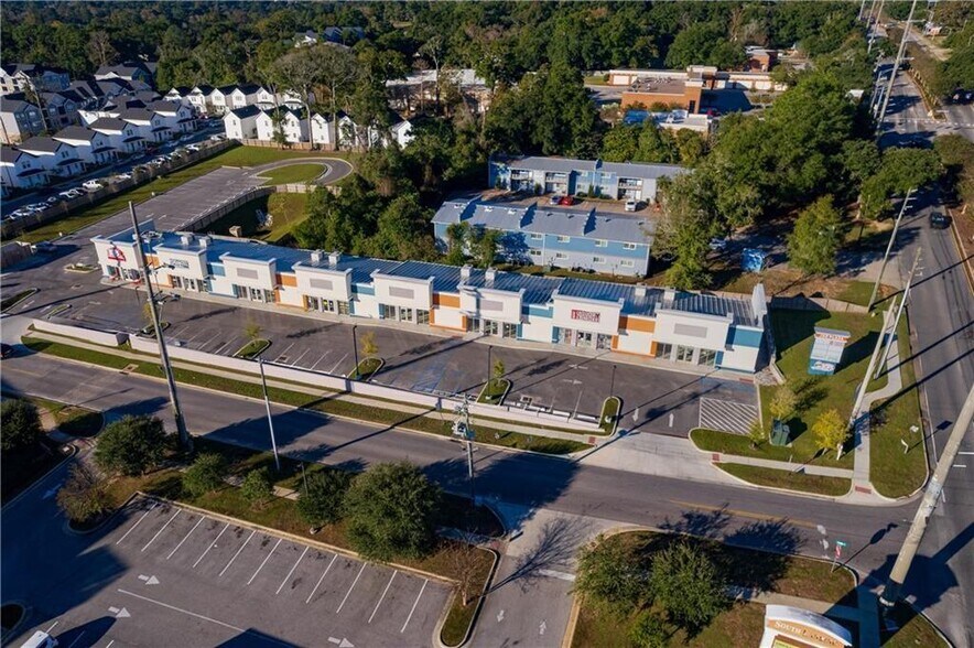 Primary Photo Of 5803 Old Shell Rd, Mobile Storefront For Lease