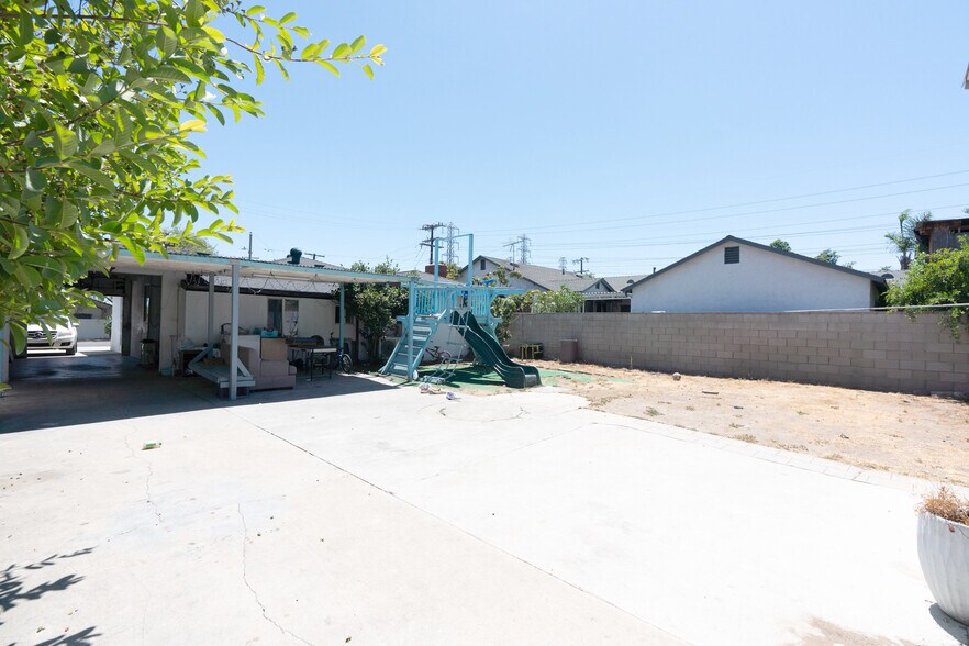 More Photos Of 8555 Marshall St, Rosemead Apartments For Sale