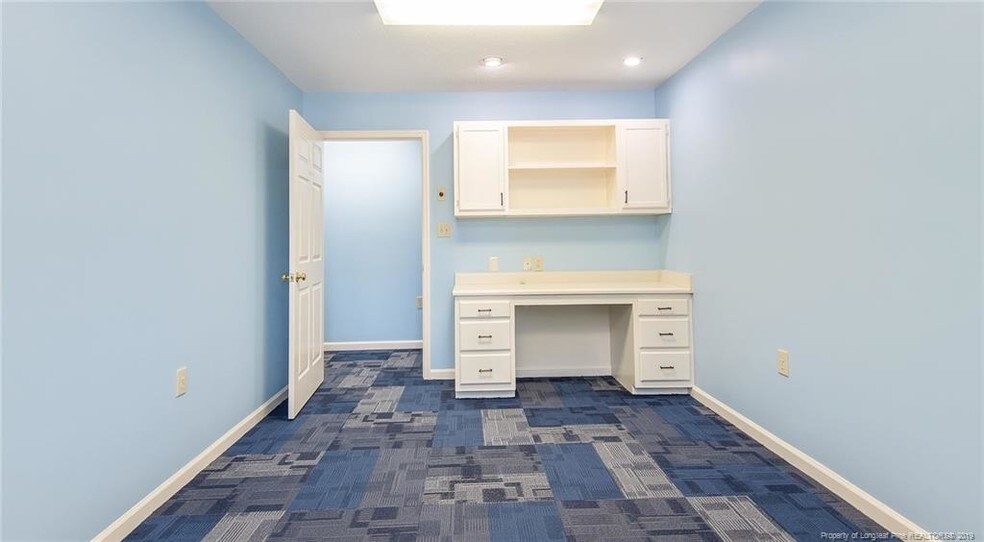 More Photos Of 1207 Walter Reed Rd, Fayetteville Medical For Lease