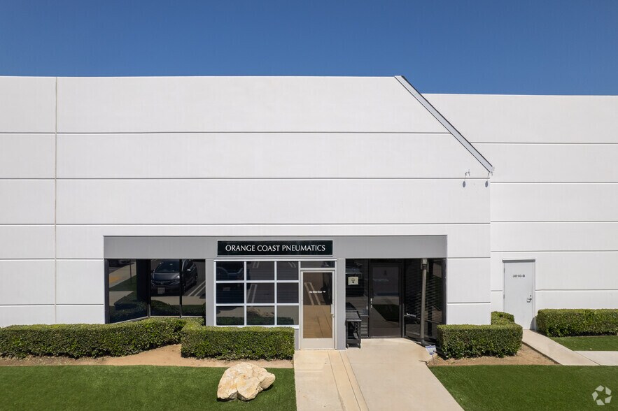 More Photos Of 3960 Prospect Ave, Yorba Linda Light Manufacturing For Lease