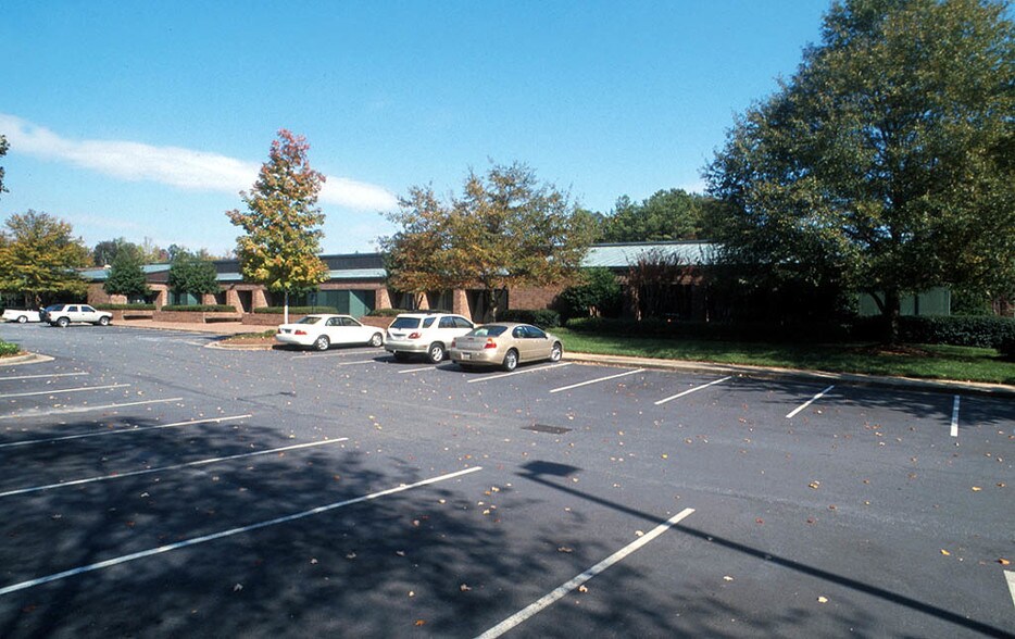 More Photos Of 3175 Northwoods Pky, Norcross Light Distribution For Lease