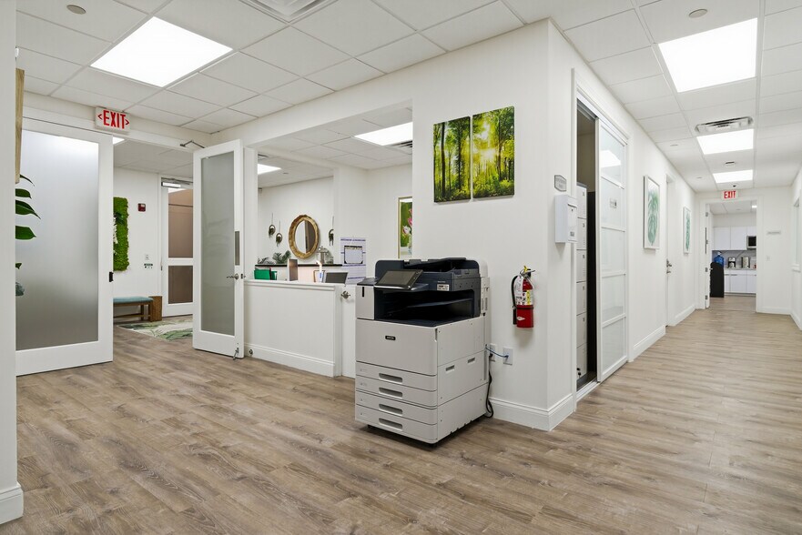 More Photos Of 1690 S Congress Ave, Delray Beach Coworking Space