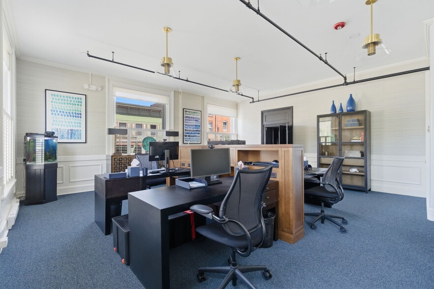 More Photos Of 10 Front St, Canton Loft Creative Space For Sale