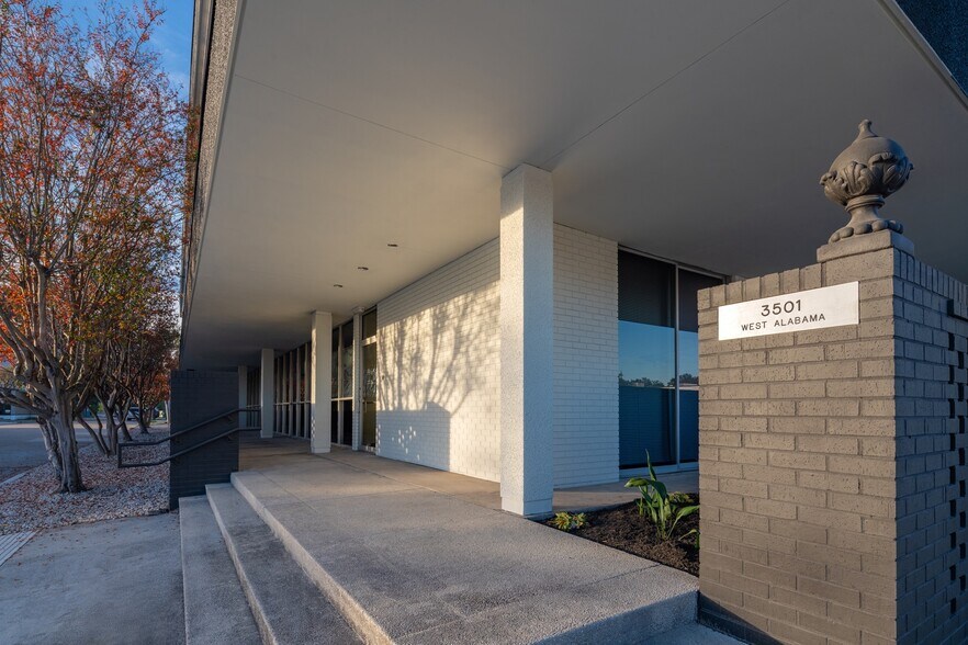 More Photos Of 3501 W Alabama St, Houston Office For Lease