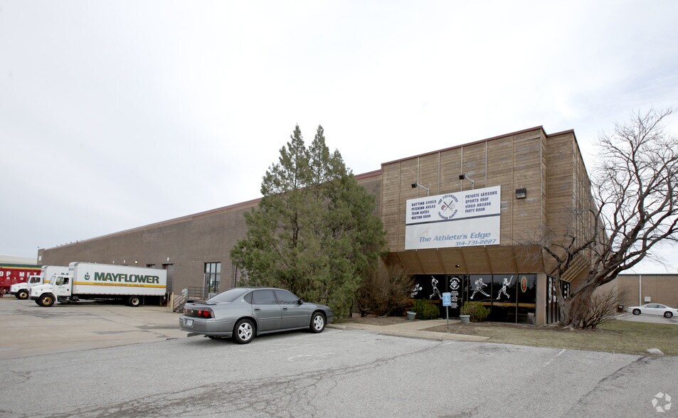 Primary Photo Of 5422-5434 Eagle Industrial Ct, Hazelwood Warehouse For Lease