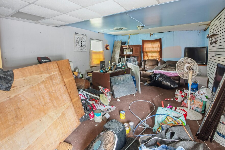 More Photos Of 344 Indian Ave, Bridgeton Auto Repair For Sale