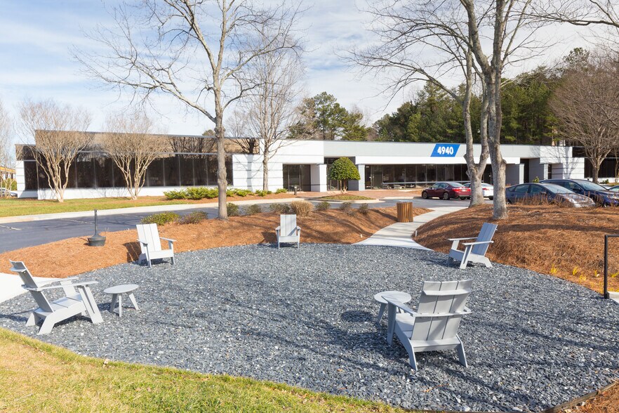 More Photos Of 4940 Peachtree Industrial Blvd, Norcross Unknown For Lease