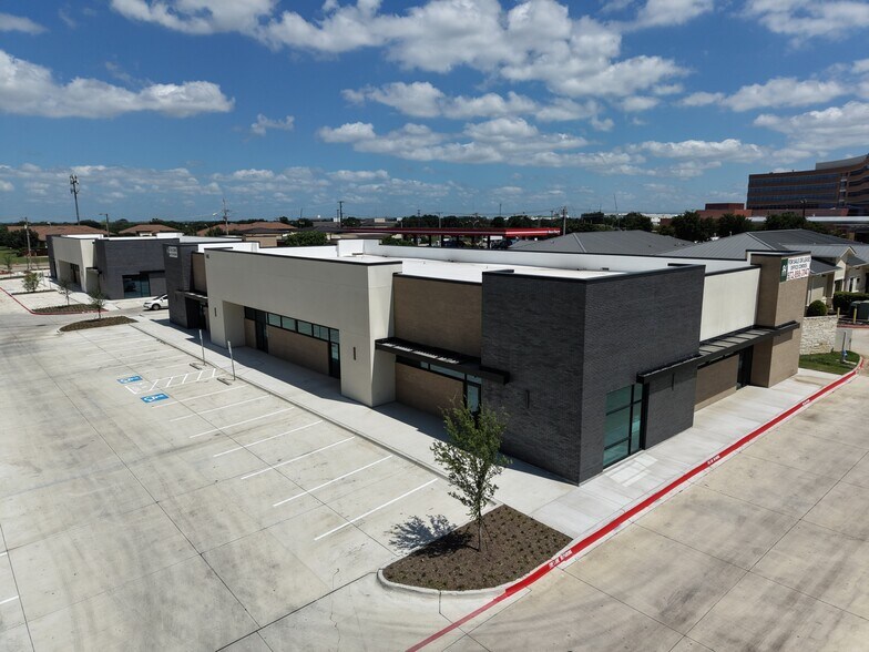 More Photos Of 145-165 Shiloh Road, Plano Medical For Sale