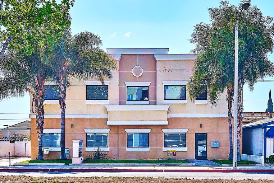 Primary Photo Of 5821 Beach Blvd, Buena Park Medical For Lease