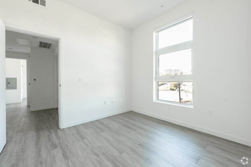 More Photos Of 1100 W Temple St, Los Angeles Apartments For Sale