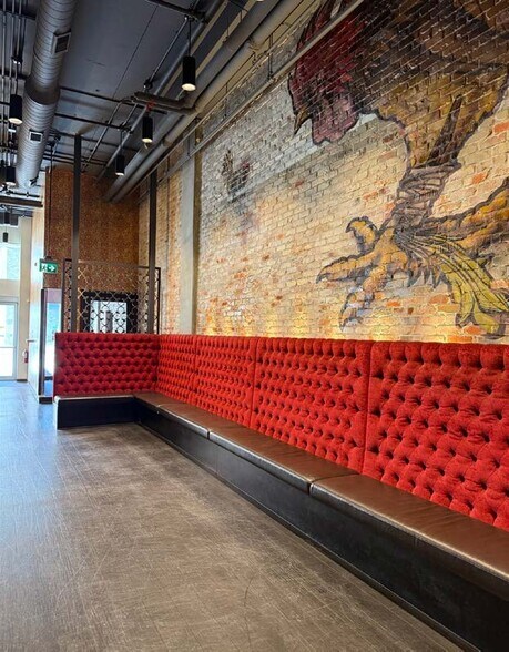 More Photos Of 311 Av Portage, Winnipeg Office For Lease