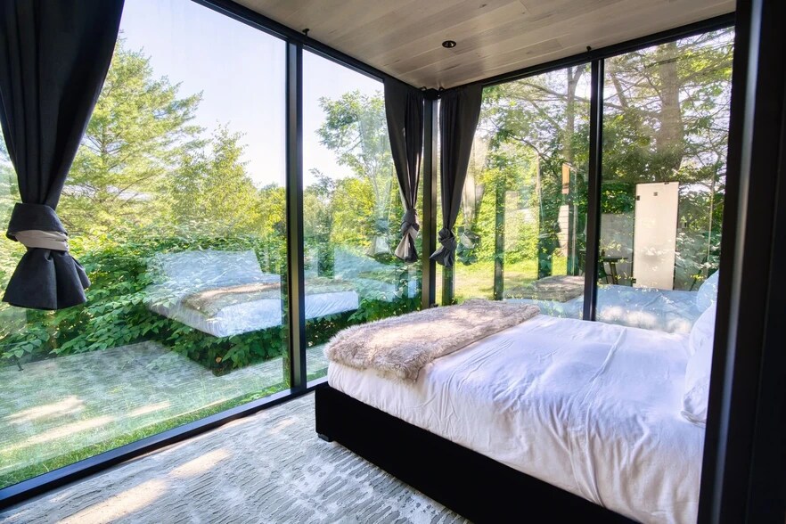 More Photos Of 218 NY-296, Windham Hotel For Sale