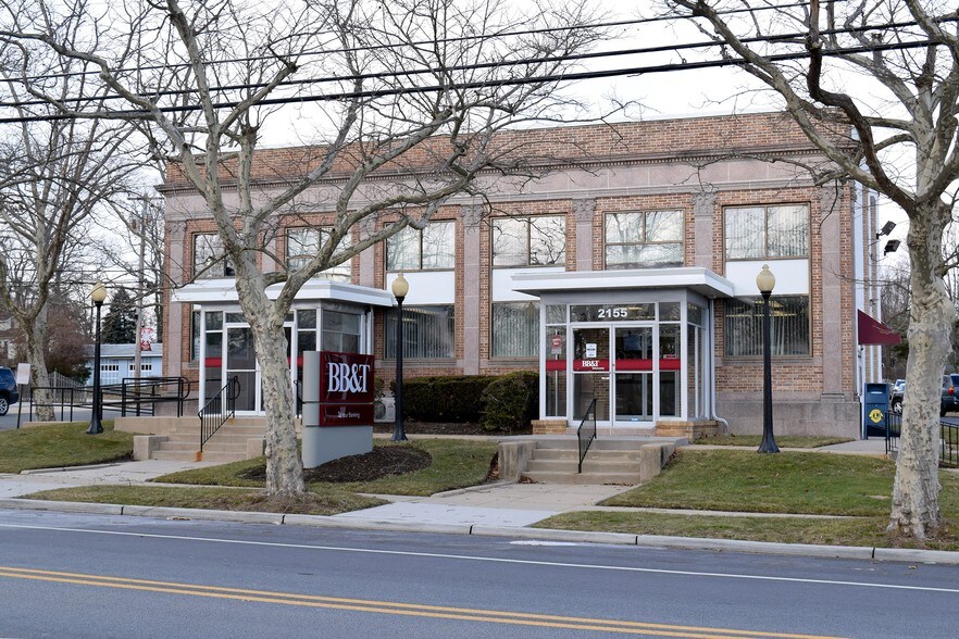 More Photos Of 2155 Atco Ave, Atco Bank For Lease