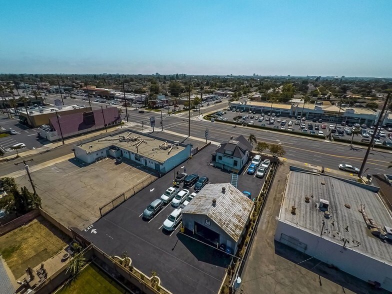 More Photos Of 745 N Tustin St, Orange Office For Sale