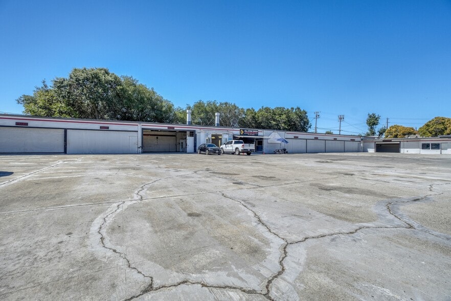 More Photos Of 1329 Virginia St, Vallejo Auto Repair For Sale