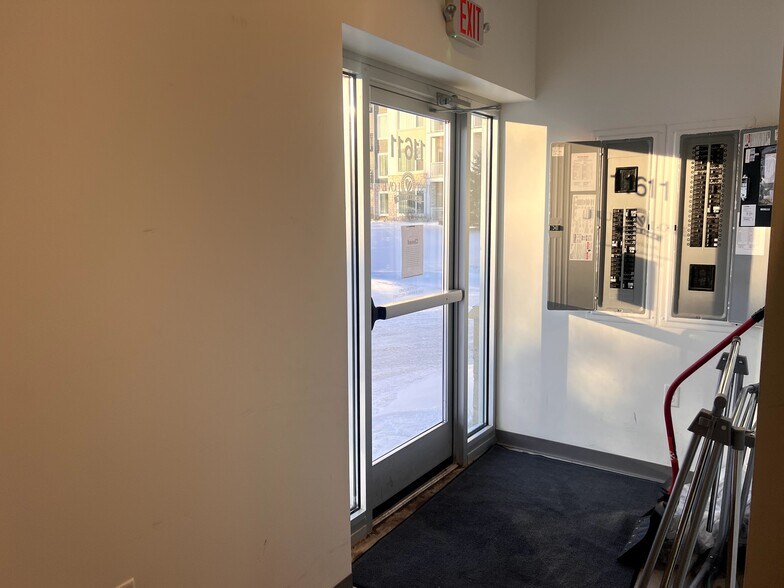 More Photos Of 11565 Theatre Dr, Champlin Unknown For Lease