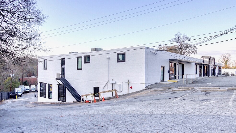 More Photos Of 763-765 Trabert Ave NW, Atlanta General Retail For Lease