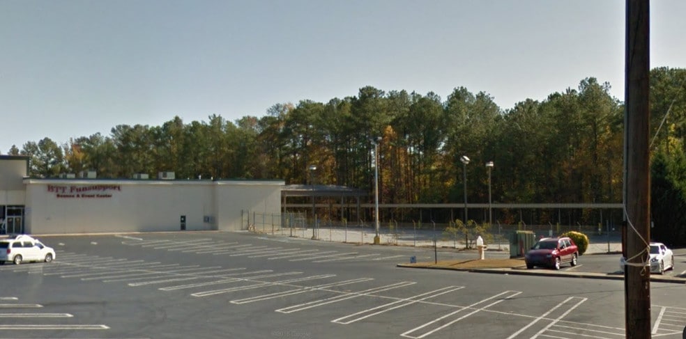 More Photos Of 5055 Austell Rd, Austell Storefront For Lease