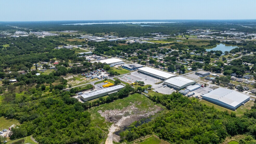 More Photos Of 2715 Crystal Lake Acres Dr, Lakeland Warehouse For Sale