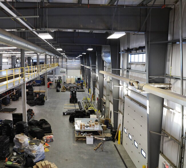 More Photos Of 6810 8th St, Edmonton Warehouse For Lease