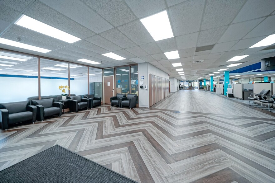 More Photos Of 663 E Crescent Ave, Ramsey Office For Lease