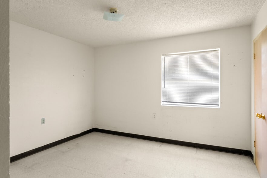 More Photos Of 5314 Blanco Ave, El Paso Office Residential For Sale