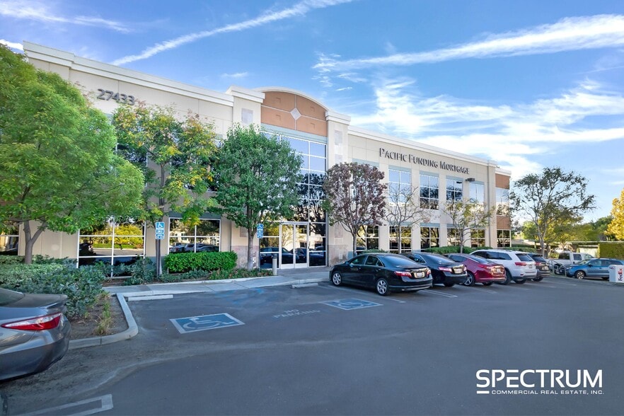 More Photos Of 27433 Tourney Rd, Valencia Office For Lease