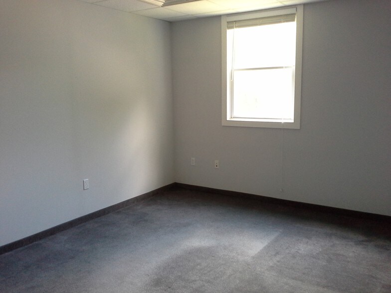 More Photos Of 127 W Street Rd, Kennett Square Medical For Lease