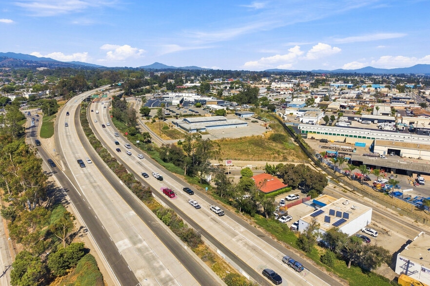 More Photos Of 1433 Arundell Ave, Ventura Manufacturing For Sale