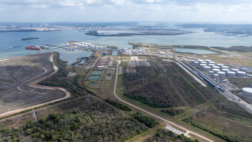 More Photos Of 2012 Miller Cut Off Rd, La Porte Land For Lease