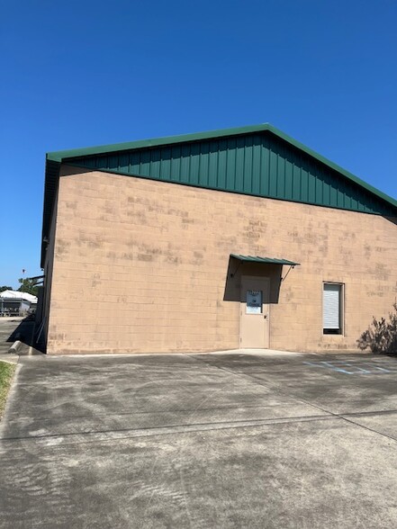 Primary Photo Of 9222 Amber Dr, Baton Rouge Coworking Space