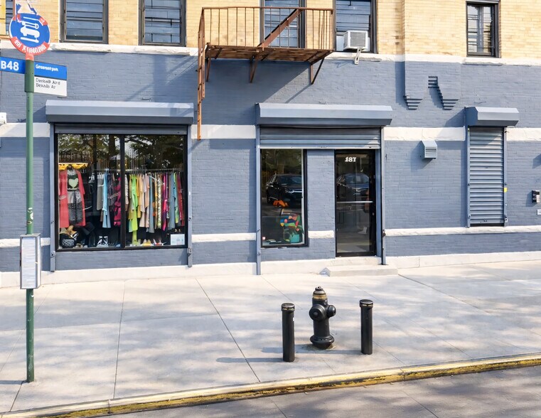 Primary Photo Of 431 De Kalb Ave, Brooklyn Storefront Retail Residential For Lease
