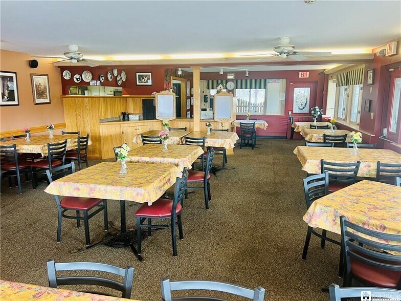 More Photos Of 4860 NY-430, Bemus Point Flex For Sale