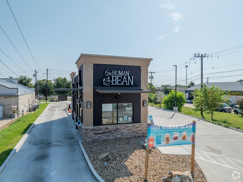 More Photos Of 3117 Williams Dr, Georgetown General Retail For Sale